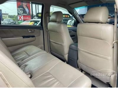Toyota Fortuner 3.0 V 4WD SUV A/T ปี 2011 รูปที่ 12